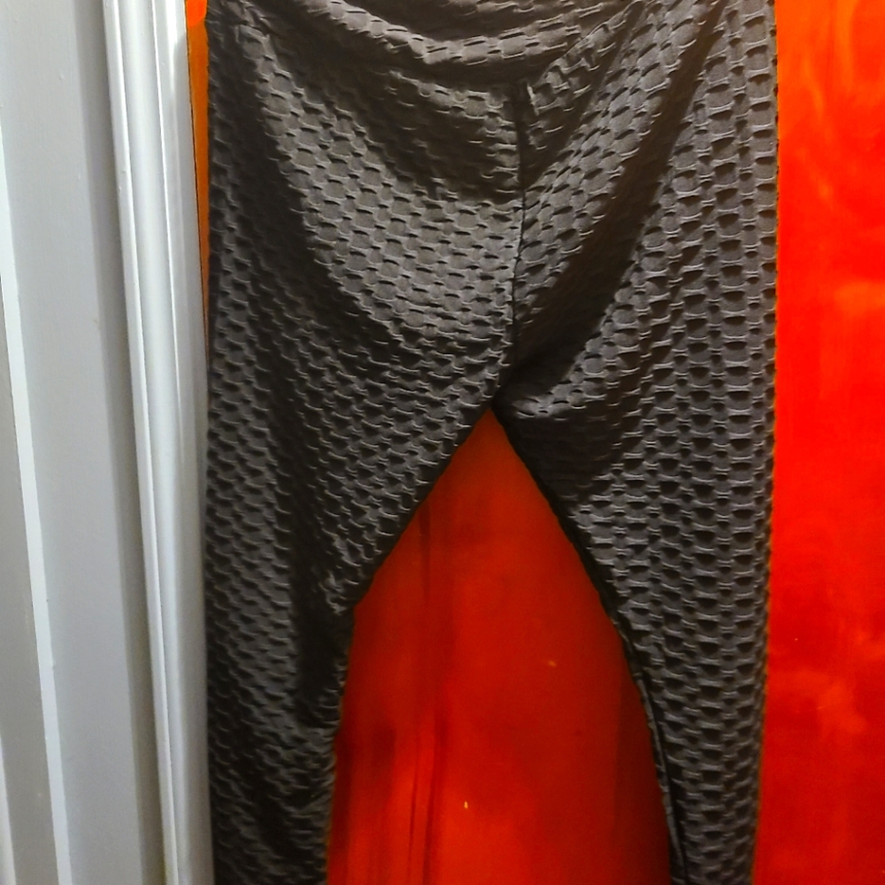 Rue21+ honeycomb leggings black